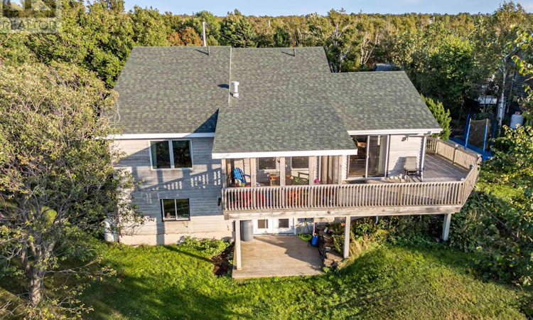 24 Sandy Ranalds Lane