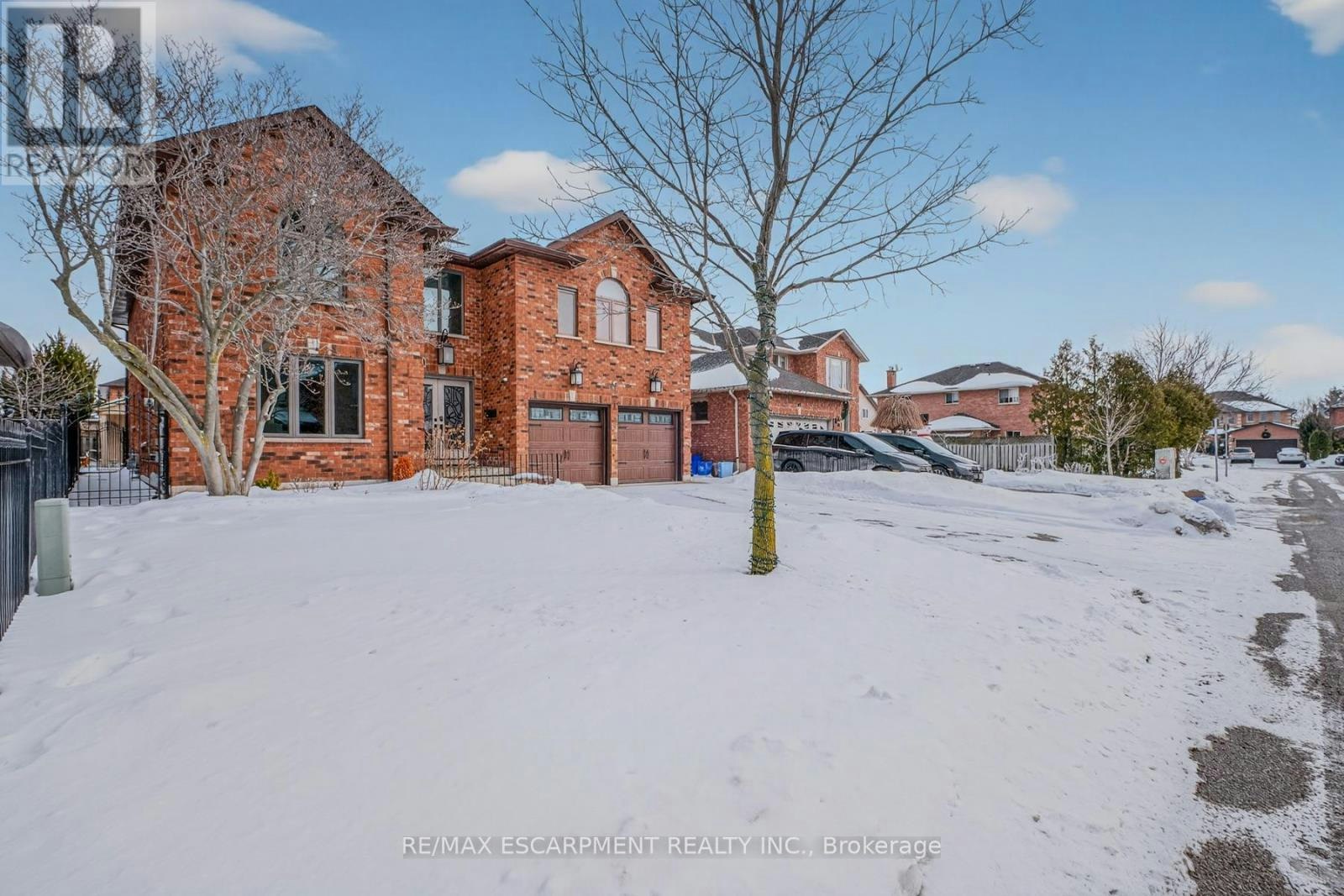 41 Candor Crescent, Hamilton, ON, L8E 4X6