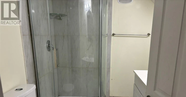 LOWER-114 Clairfields Drive W, Guelph, ON, N1G 5A5 - 5