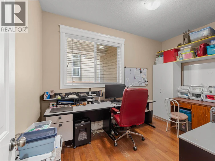 866 Arlington Court, Kamloops, BC, V2B 8T4 - 28