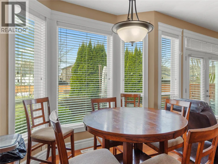 866 Arlington Court, Kamloops, BC, V2B 8T4 - 10