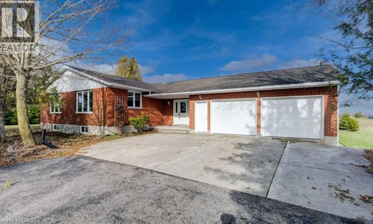 4137 Wilmot Easthope Road