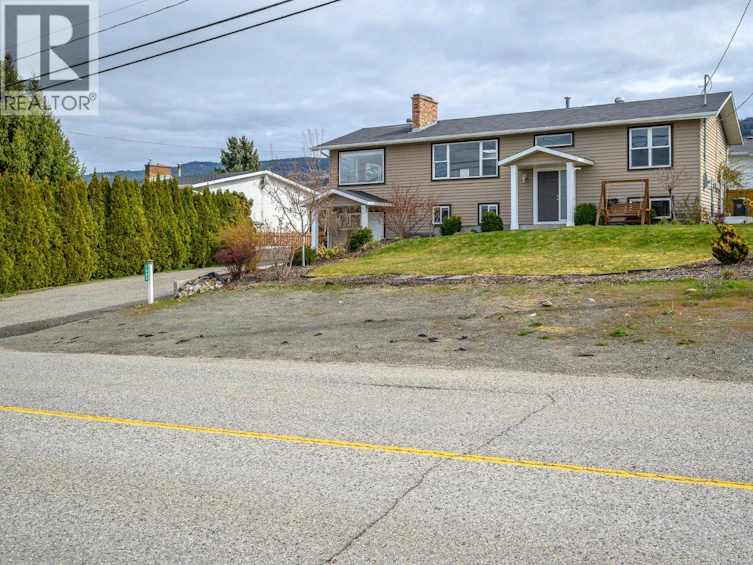 1885 Mckenzie Road, Kelowna, BC, V1P 1A8 - 3