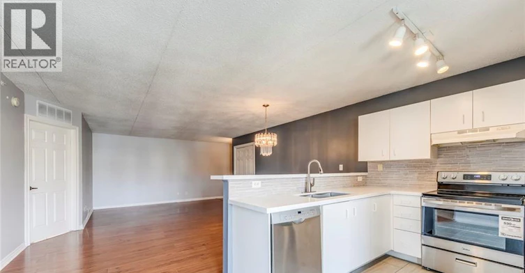 302-1411 Walker's Line, Burlington, ON, L7M 4P5 - 13