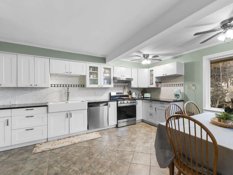 46307 Riverside Drive, Chilliwack, BC, V2P 3L2 - 9