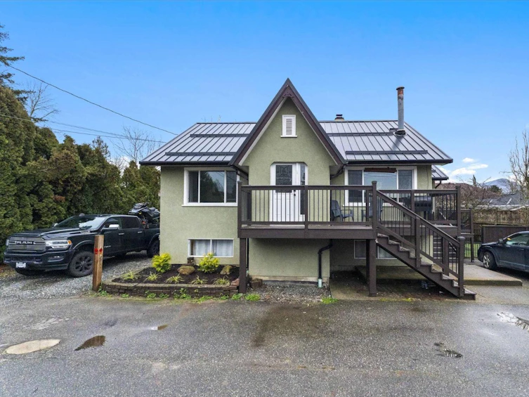 46307 Riverside Drive, Chilliwack, BC, V2P 3L2