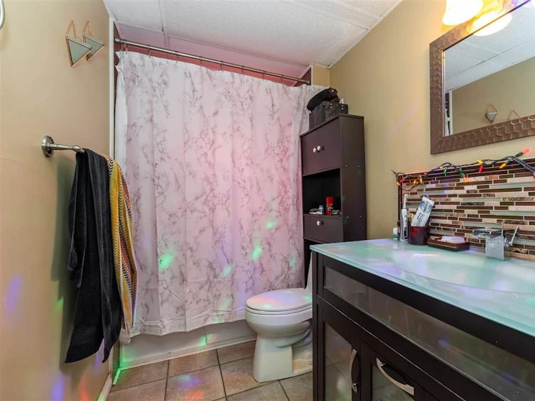46307 Riverside Drive, Chilliwack, BC, V2P 3L2 - 32