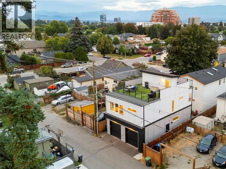 966 Fuller Avenue, Kelowna, BC, V1Y 6X4 - 38