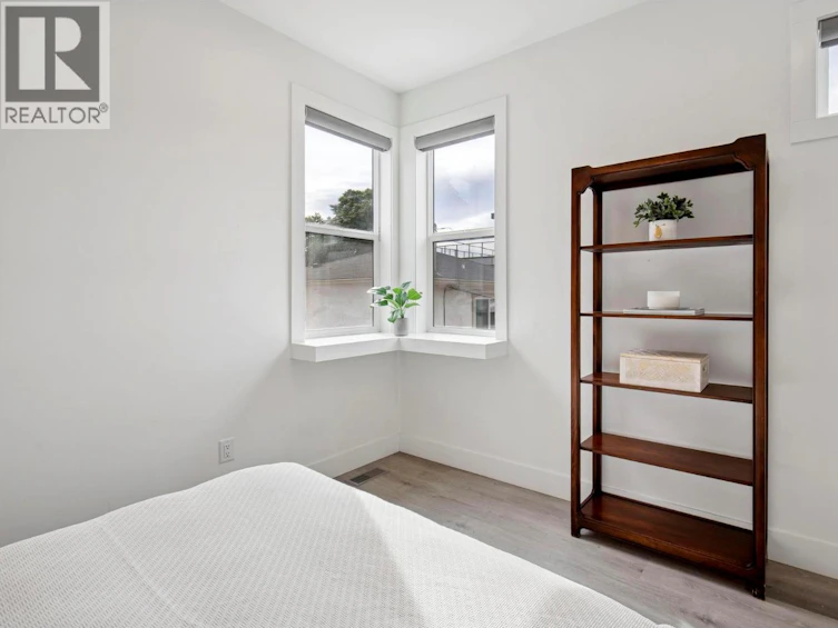 966 Fuller Avenue, Kelowna, BC, V1Y 6X4 - 13