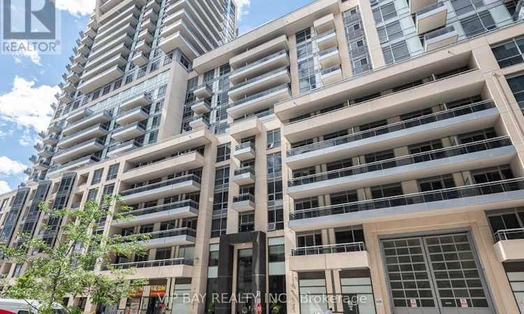NW817-9201 Yonge Street