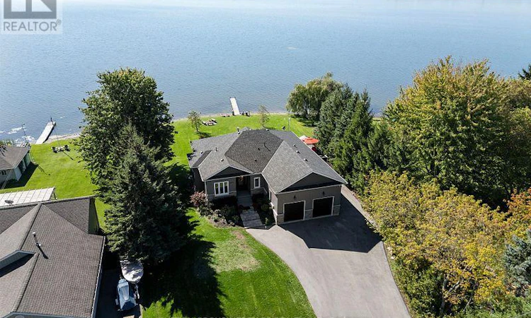 52 Hillside Drive