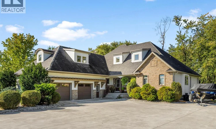 427 Ruscom River EAST