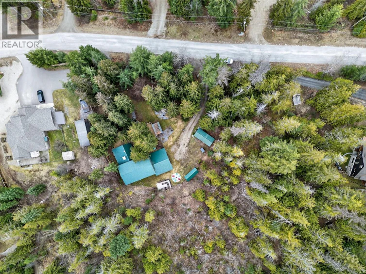9048 Humming Bird Drive, Swansea Point, BC, V0E 2K2 - 88