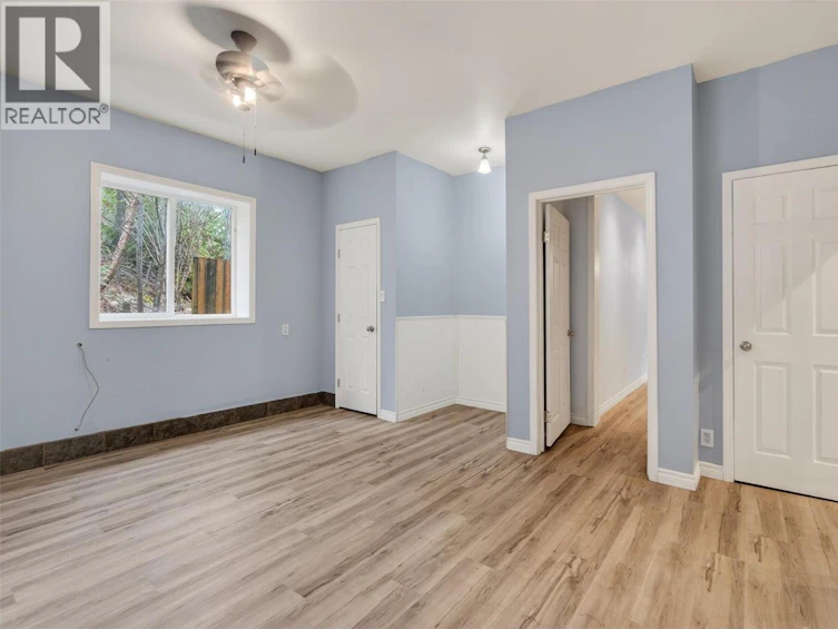 9048 Humming Bird Drive, Swansea Point, BC, V0E 2K2 - 43