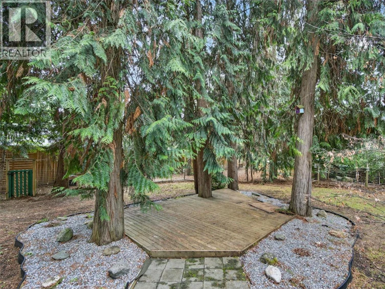 9048 Humming Bird Drive, Swansea Point, BC, V0E 2K2 - 65