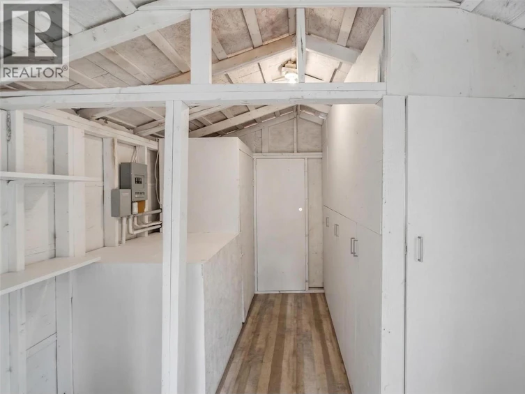 9048 Humming Bird Drive, Swansea Point, BC, V0E 2K2 - 74