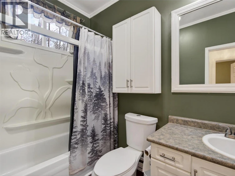 9048 Humming Bird Drive, Swansea Point, BC, V0E 2K2 - 48