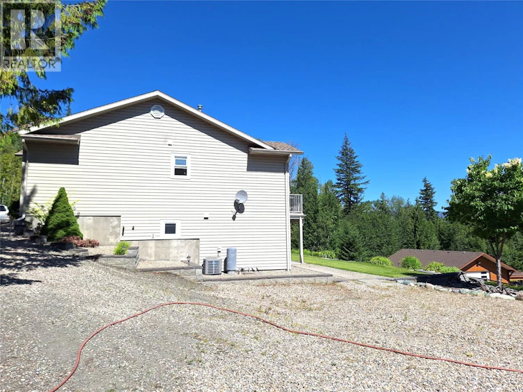 1406 Huckleberry Drive, Sorrento, BC, V0E 2W1 - 54