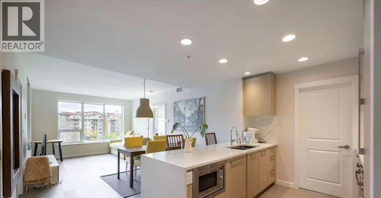 604-3533 Ross Drive, Vancouver, BC, V6S 0L3 - 3