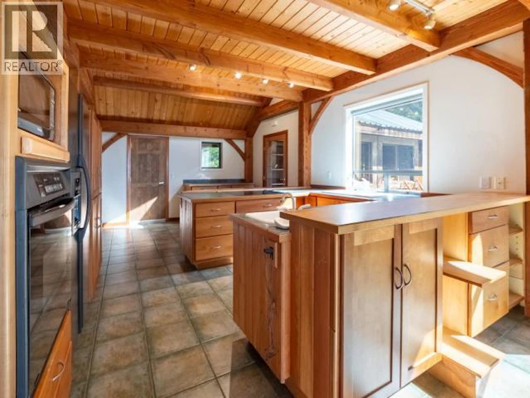 7615 Southview Road, Powell River, BC, V8A 0C9 - 23