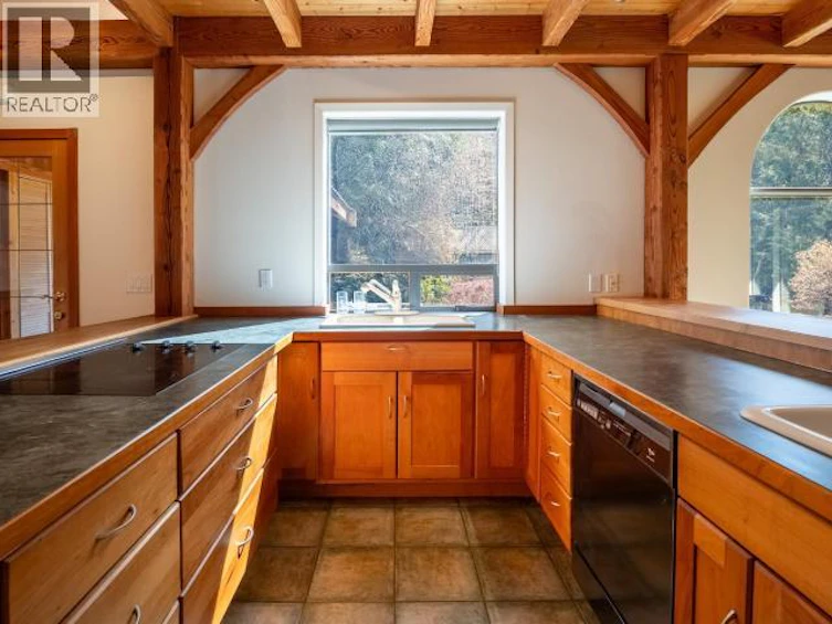 7615 Southview Road, Powell River, BC, V8A 0C9 - 22