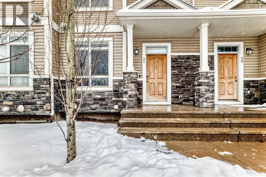 37 Skyview Ranch Gardens NE, Calgary, AB, T2M 3Y7