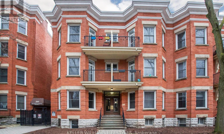 105-275 Queens Avenue