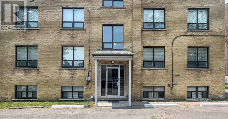 4-9901 Yonge Street, Richmond Hill, ON, L4C 1V1 - 32