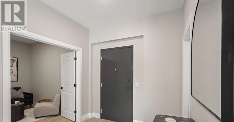 105-33318 Richmond Street, Lucan Biddulph, ON, N0M 2J0 - 3