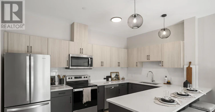 105-33318 Richmond Street, Lucan Biddulph, ON, N0M 2J0 - 15