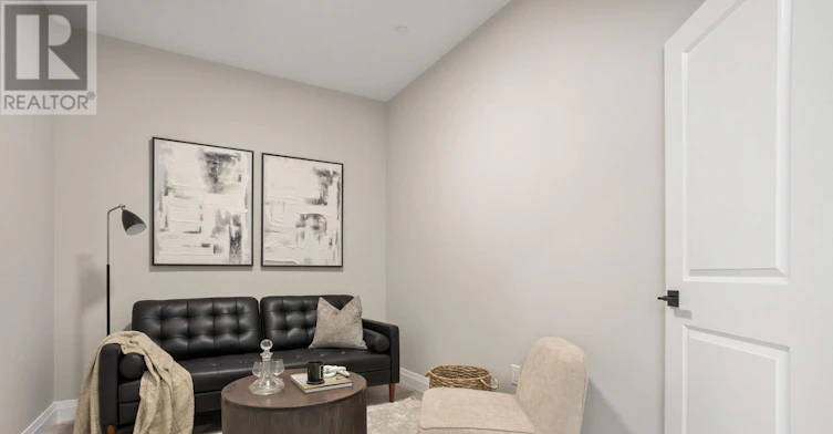 105-33318 Richmond Street, Lucan Biddulph, ON, N0M 2J0 - 4