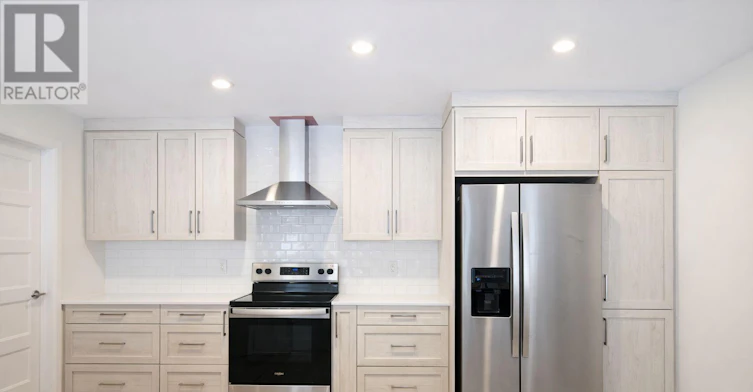327 Voyageur Place, Russell, ON, K0A 1W1 - 4