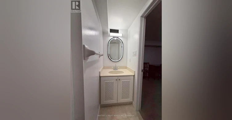 BSMT-16 Farmington Crescent, Toronto, ON, M1S 1G1 - 9