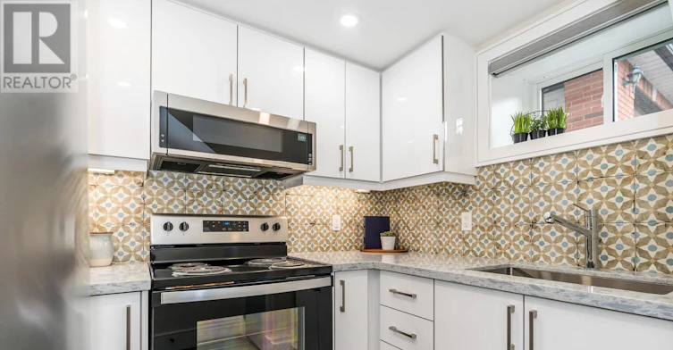 HOUSE-202 Rusholme Road, Toronto, ON, M6H 2Y7 - 10