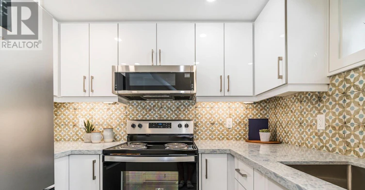 HOUSE-202 Rusholme Road, Toronto, ON, M6H 2Y7 - 11
