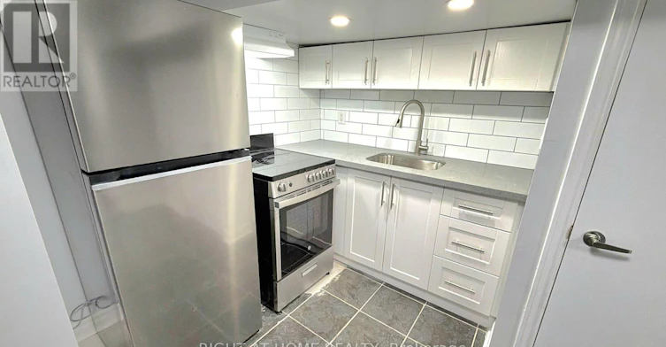 BASEMENT-408 Strathmore Boulevard, Toronto, ON, M4C 1N5 - 8