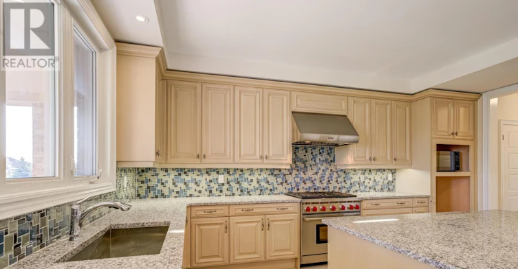 24 Whitewood Drive, Whitchurch-Stouffville, ON, L4A 1R9 - 27