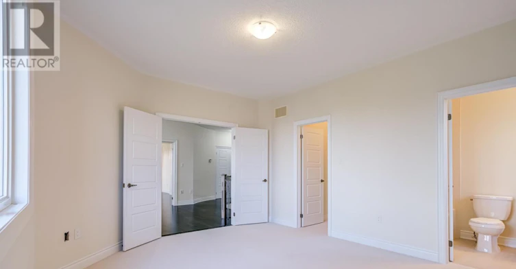 24 Whitewood Drive, Whitchurch-Stouffville, ON, L4A 1R9 - 7