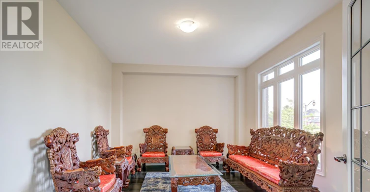 24 Whitewood Drive, Whitchurch-Stouffville, ON, L4A 1R9 - 19