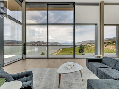 1675 Midland Road - 4