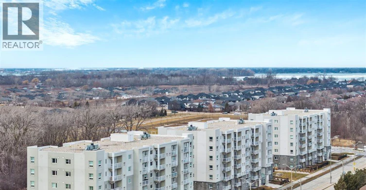 615-1611 Banwell, Windsor, ON, N8P 0G5 - 4