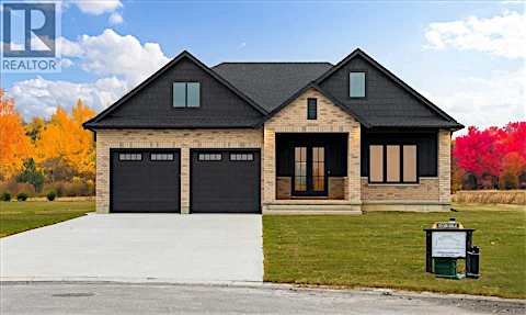 126 Fraser Crescent, Lambton Shores, ON, N0N 1J0