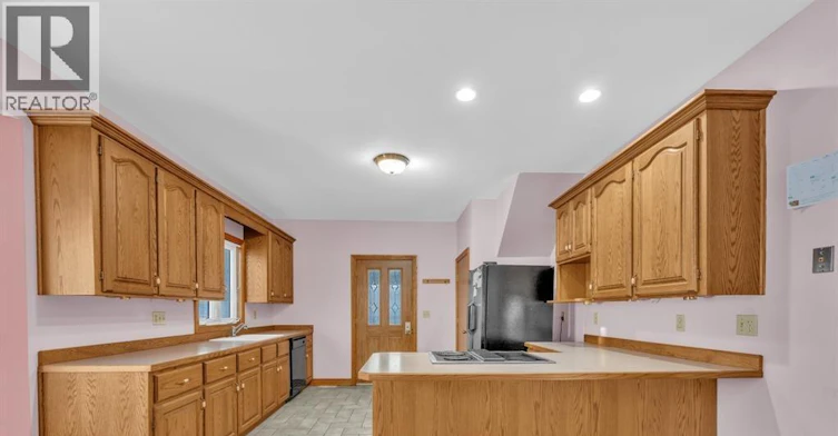 2311 University Avenue, Windsor, ON, N9B 1E8 - 5