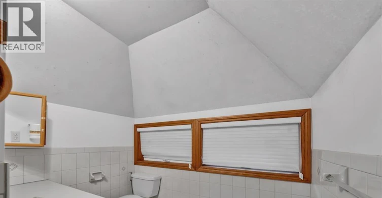2311 University Avenue, Windsor, ON, N9B 1E8 - 20