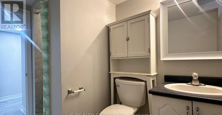 BSMT-821 Walsh Court, Newmarket, ON, L3X 2V3 - 7