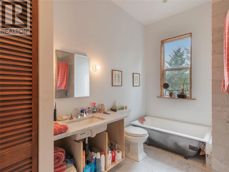 2300 East Wellington Road, Nanaimo, BC, V9R 6V7 - 68