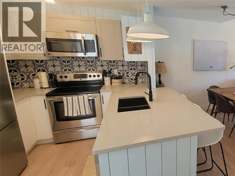 985 Manhattan Drive, Kelowna, BC, V1Y 1H7 - 62