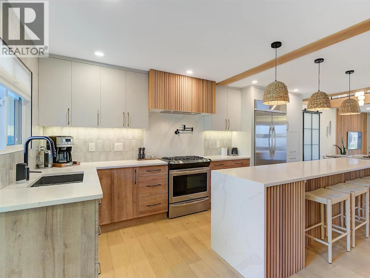 985 Manhattan Drive, Kelowna, BC, V1Y 1H7 - 10