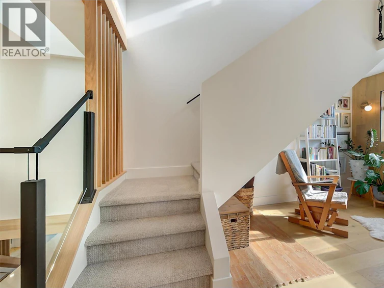 985 Manhattan Drive, Kelowna, BC, V1Y 1H7 - 45