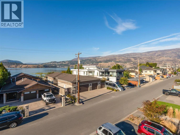 985 Manhattan Drive, Kelowna, BC, V1Y 1H7 - 49